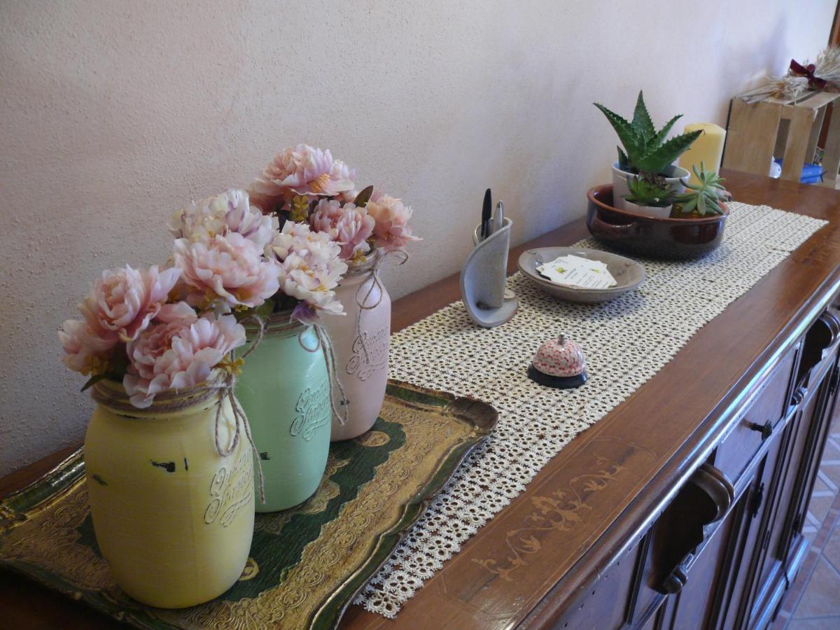Bed and Breakfast Antica Bottega Di Vinci Exterior foto