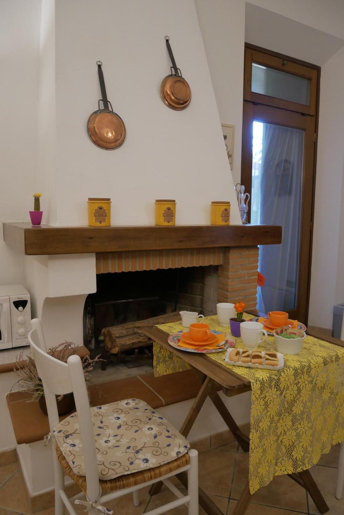 Bed and Breakfast Antica Bottega Di Vinci Exterior foto