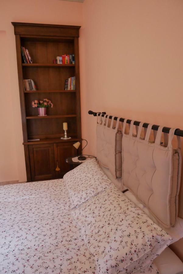 Bed and Breakfast Antica Bottega Di Vinci Exterior foto