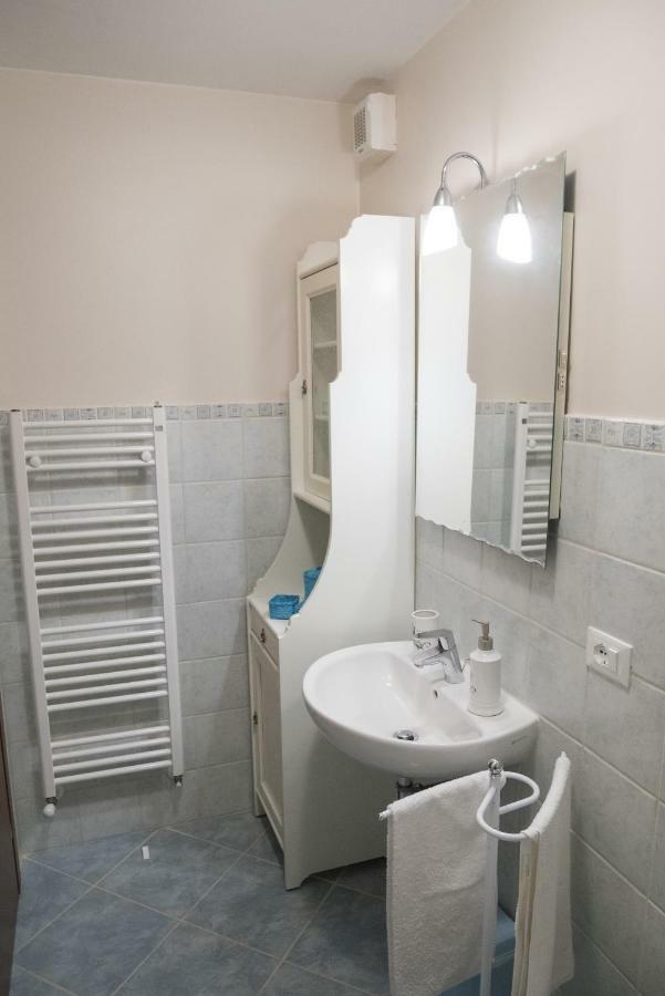 Bed and Breakfast Antica Bottega Di Vinci Exterior foto